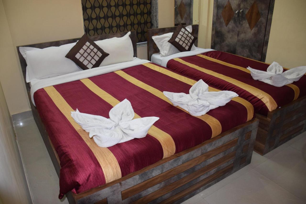 Recline Hotel And Restaurant Gauripur Ngoại thất bức ảnh
